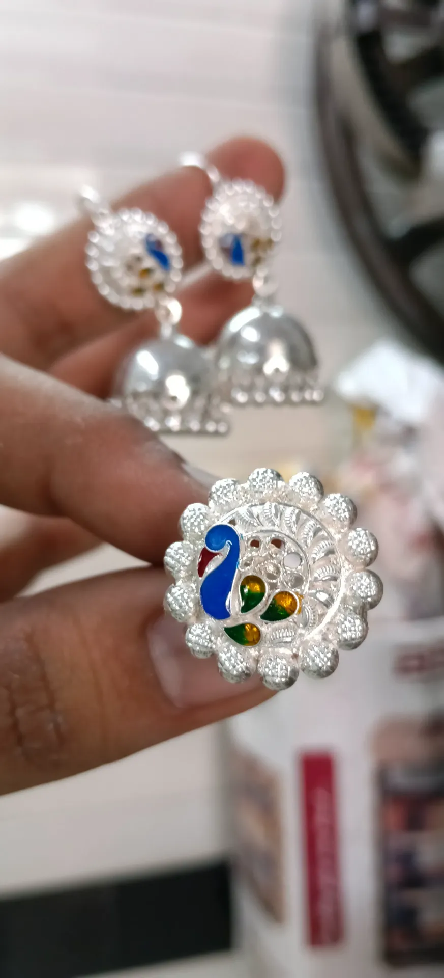 Peacock ring